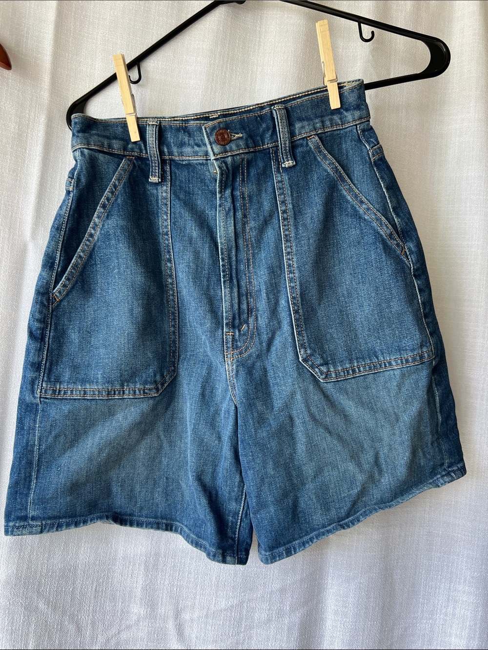MOTHER Classic High-Waist Denim Shorts - Blue